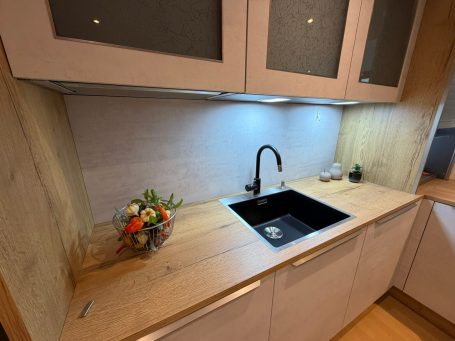 Küchenbeleuchtung Kaiserslautern – moderne Küche mit Lichtkonzept